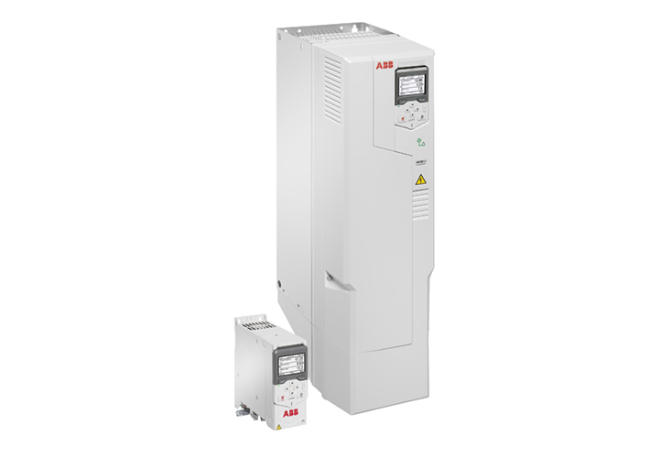 Foto ABB anuncia la ampliación de potencia del variador de frecuencia ACQ80 para el bombeo solar, ahora disponible en configuraciones IP21 e IP55 hasta 200 kW.